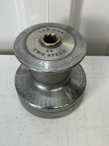 Chromed brass lewmar two - chromed,